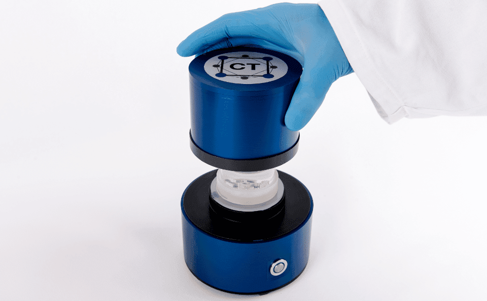 UltraVilibo M Urządzenie do inkludowania próbki w świetle UV METALOGIS 3